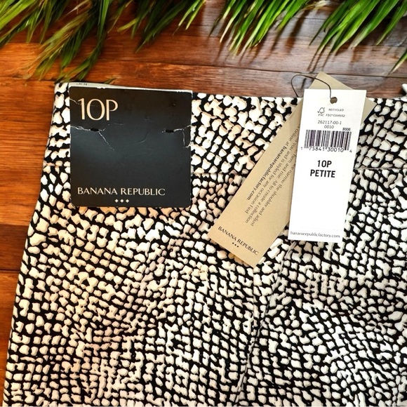 NWT Banana Republic Petite Pencil Skirt – Size 10P - Corpcore / Office Siren - Picture 10 of 14